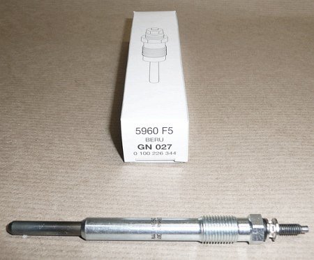 Žhavicí svíčka originál Citroen pro motory 2.0HDi, 2.2HDi (0250202032, 5960F5)