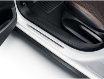 Sada ozdobných krytů prahů předních dveří se vzhledem hliníku, originál Peugeot (1607558380)